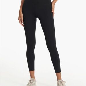 Vuori Black Women's Stride Leggings size small